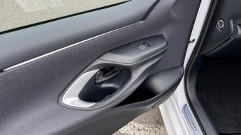 Toyota Yaris 1.5 VVT-h Icon E-CVT Euro 6 (s/s) 5dr
