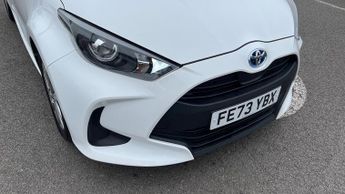 Toyota Yaris 1.5 VVT-h Icon E-CVT Euro 6 (s/s) 5dr