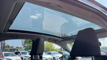 Toyota Yaris 1.5 VVT-h Design E-CVT Euro 6 (s/s) 5dr