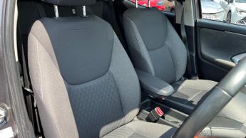Toyota Yaris 1.5 VVT-h Design E-CVT Euro 6 (s/s) 5dr