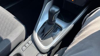 Toyota Yaris 1.5 VVT-h Design E-CVT Euro 6 (s/s) 5dr