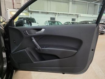 Audi A1 1.4 TFSI S line S Tronic Euro 5 (s/s) 3dr