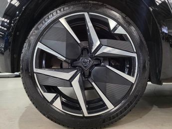Peugeot 208 1.2 GT e-DSC6 Euro 6 (s/s) 5dr