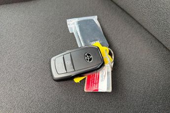 Toyota Aygo X 1.5h 49kWh Design CVT Euro 6 (s/s) 5dr