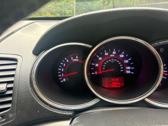 Kia Sorento 2.2 CRDi KX-3 AWD Euro 5 5dr (SNav)