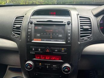 Kia Sorento 2.2 CRDi KX-3 AWD Euro 5 5dr (SNav)