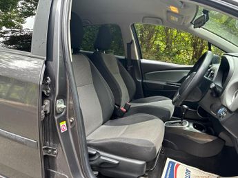 Toyota Yaris 1.5 VVT-h Sport E-CVT Euro 6 5dr