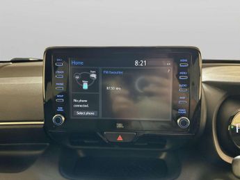 Toyota Yaris 1.5 VVT-h Launch Edition Hatchback 5dr Petrol Hybrid E-CVT Euro 