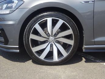 Volkswagen Golf 1.5 TSI EVO R-Line DSG Euro 6 (s/s) 5dr