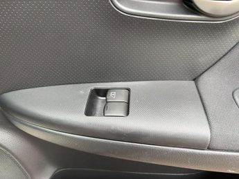 Nissan Note 1.4 16V Visia Euro 4 5dr
