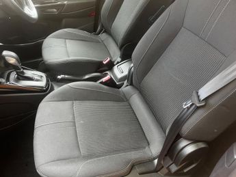 Ford B-Max 1.6 Titanium Navigator MPV 5dr Petrol Powershift Euro 6 (105 ps)