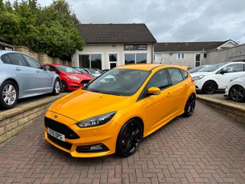 Ford Focus 2.0T EcoBoost ST-3 Euro 6 (s/s) 5dr