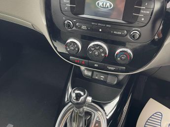 Kia Soul 1.6 CRDi Connect DCT Euro 6 5dr