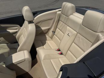 Volkswagen Eos 2.0 TDI CR Sport Cabriolet DSG Euro 5 2dr