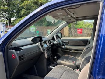 Nissan X-Trail 2.2 dCi Columbia 5dr