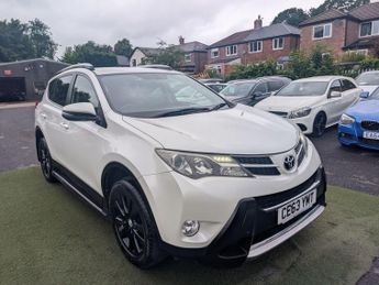 Toyota RAV4 2.2 D-CAT Invincible Auto 4WD Euro 5 5dr