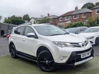 Toyota RAV4 2.2 D-CAT Invincible Auto 4WD Euro 5 5dr