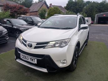 Toyota RAV4 2.2 D-CAT Invincible Auto 4WD Euro 5 5dr