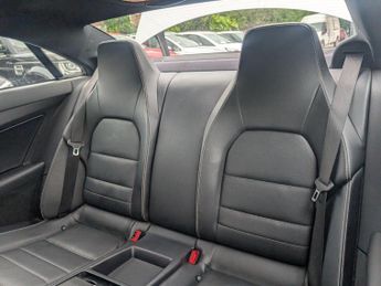 Mercedes-Benz E Class 2.1 E220 CDI BlueEfficiency Sport G-Tronic+ Euro 5 (s/s) 2dr