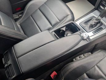 Mercedes-Benz E Class 2.1 E220 CDI BlueEfficiency Sport G-Tronic+ Euro 5 (s/s) 2dr