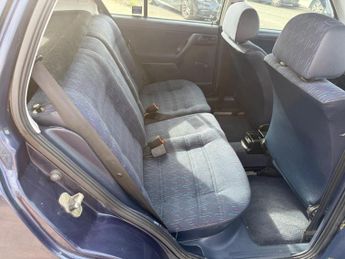 Volkswagen Golf 1.8 CL 5dr