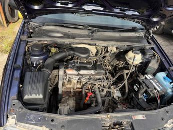 Volkswagen Golf 1.8 CL 5dr