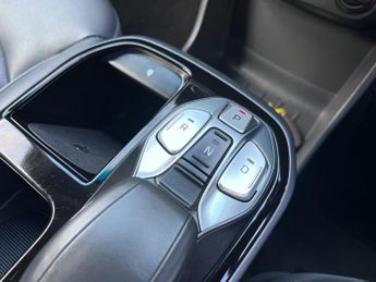 Hyundai IONIQ 38.3kWh Premium SE Auto 5dr