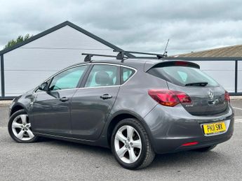 Vauxhall Astra 1.6 16v SRi Euro 5 5dr