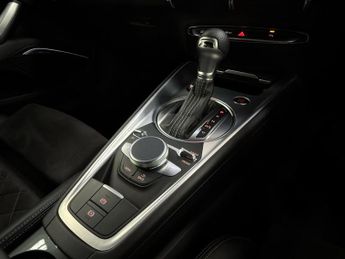 Audi TT 2.0 TFSI 40 Black Edition S Tronic Euro 6 (s/s) 3dr