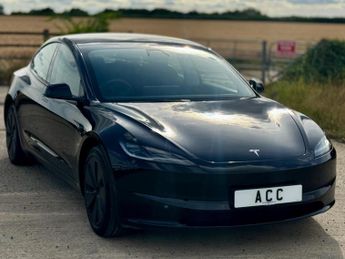 Tesla Model 3 (Dual Motor) Long Range Auto 4WDE 4dr