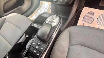 Hyundai IONIQ 38.3kWh Premium Auto 5dr