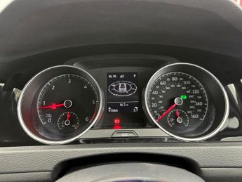 Volkswagen Golf 2.0 TDI BlueMotion Tech R-Line DSG Euro 6 (s/s) 5dr