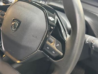 Peugeot 2008 1.2 PureTech Allure EAT Euro 6 (s/s) 5dr