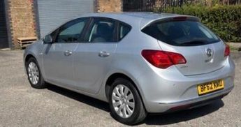 Vauxhall Astra 1.6 16v Exclusiv Auto Euro 5 5dr