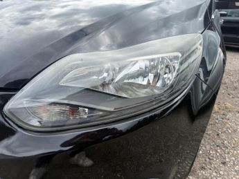 Ford Focus 1.6 Zetec Navigator Powershift Euro 5 5dr