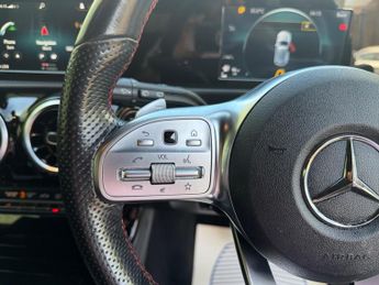 Mercedes-Benz A Class 1.5 A180d AMG Line 7G-DCT Euro 6 (s/s) 5dr