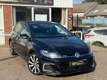 Volkswagen Golf 1.4 TSI 8.7kWh GTE Advance DSG Euro 6 (s/s) 5dr