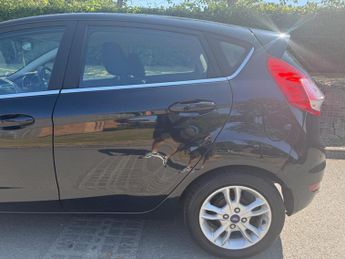 Ford Fiesta 1.6 Zetec Powershift Euro 5 5dr