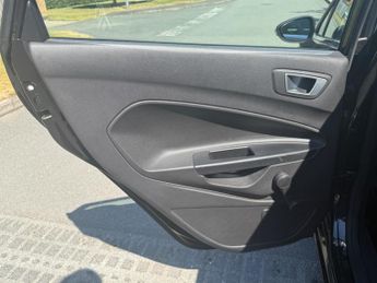 Ford Fiesta 1.6 Zetec Powershift Euro 5 5dr