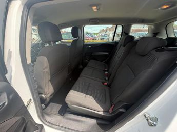 Vauxhall Zafira Tourer 2.0 CDTi Exclusiv Auto Euro 5 5dr