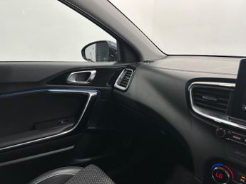 Kia Ceed 1.4 T-GDi 3 Sportswagon DCT Euro 6 (s/s) 5dr