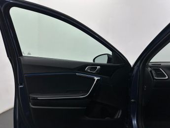 Kia Ceed 1.4 T-GDi 3 Sportswagon DCT Euro 6 (s/s) 5dr