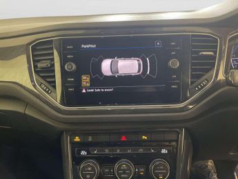 Volkswagen T-Roc 2.0 TDI R-Line SUV 5dr Diesel Manual Euro 6 (s/s) (150 ps)