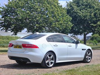 Jaguar XE 2.0d R-Sport Auto AWD Euro 6 (s/s) 4dr