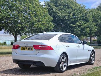 Jaguar XE 2.0d R-Sport Auto AWD Euro 6 (s/s) 4dr
