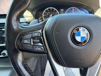 BMW 5 SERIES 2.0 530e SE Auto 4dr