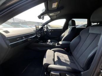 Audi A4 Avant S LN BLK ED 35 TFSI MHEV SA