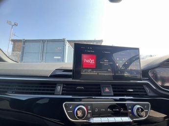 Audi A4 Avant S LN BLK ED 35 TFSI MHEV SA