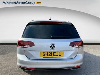 Volkswagen Passat GTE S-A