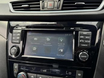 Nissan Qashqai 1.6 dCi Tekna+ XTRON Euro 6 (s/s) 5dr
